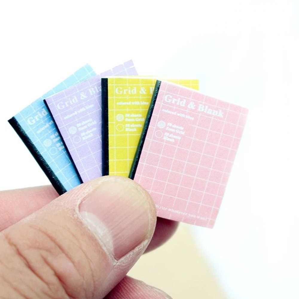 Miniature Cartoon Exercise Book Set 4Piece Dollhouse DIY Study Room Decoration Tiny Notebook Mode 0
