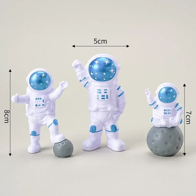 4Piece Astronaut Figure Set Spaceman Sculpture Educational Toy For Desktop Home Decoration Space 12