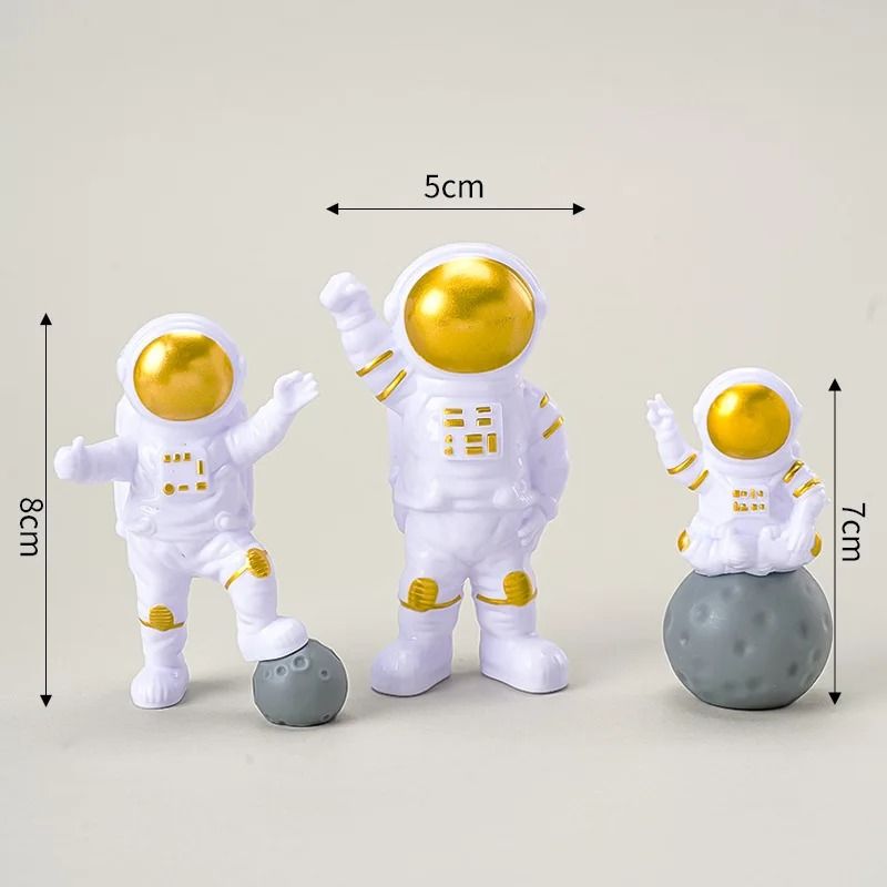 4Piece Astronaut Figure Set Spaceman Sculpture Educational Toy For Desktop Home Decoration Space 13