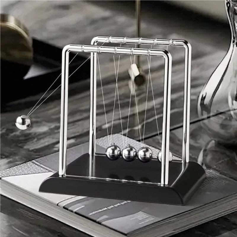 Classic Newtons Cradle Physical Balance Pendulum 0