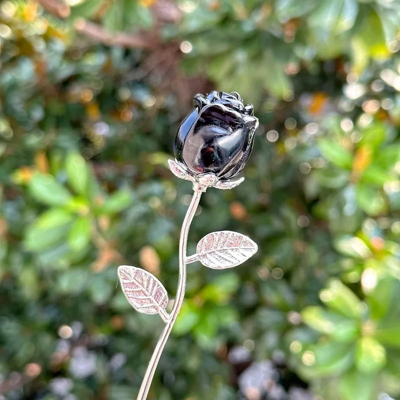 Elegant Carved Crystal Rose HighDefinition Botanical Gemstone Sculpture 11