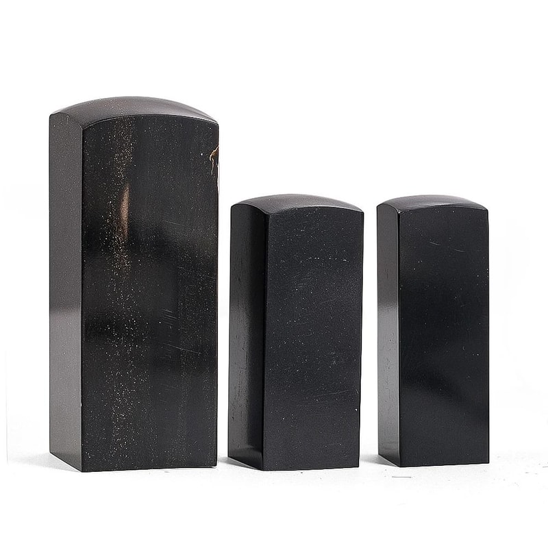 Obsidian Horn Sculpture HighDefinition Elemental Architectural Material 2