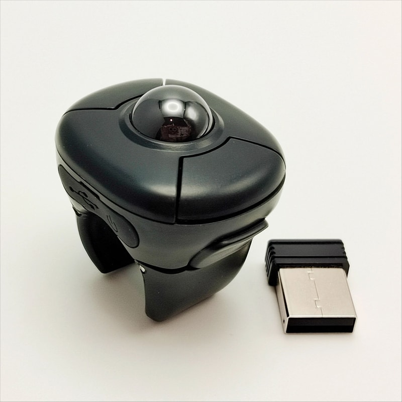 Trackball Finger Ring Mouse 24G Bluetooth DualMode Remote HighYield Wearable Interaction Hub 8