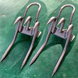 outdoor steel tree climbing spikes