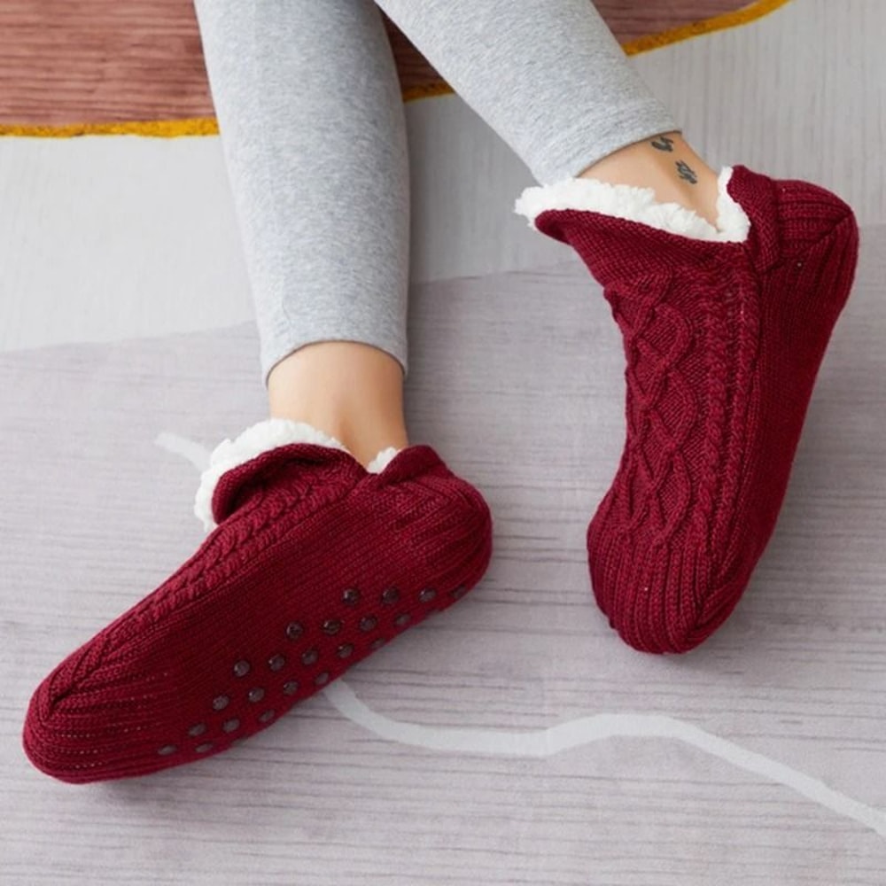 Mens Plush Thermal Slipper Socks With NonSlip Grips 7