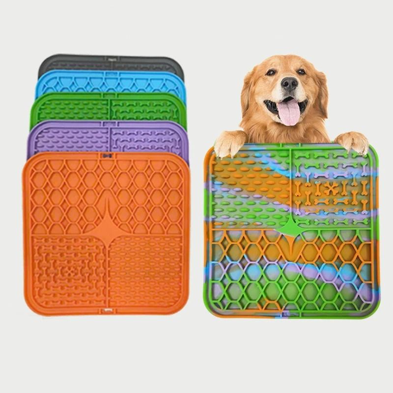Silicone Pet Lick Mat Calming Bathing Distraction Slow Feeding Training Plate 1