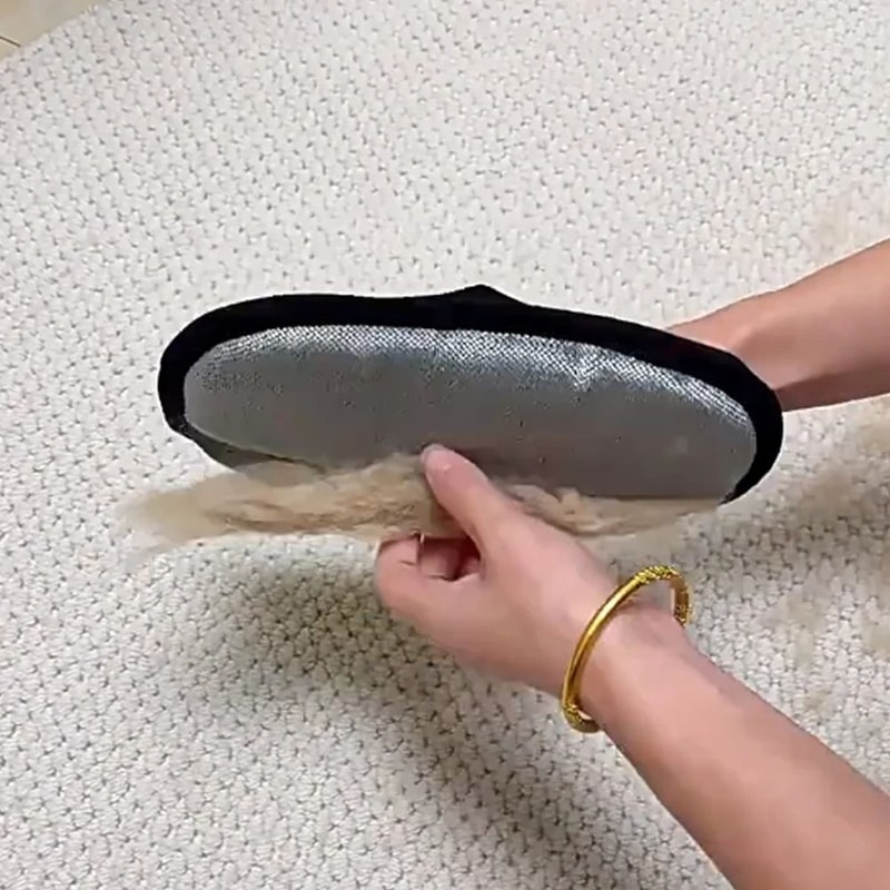 Elite Silicone DeShedding Massage Gloves 2