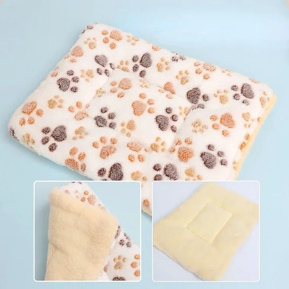 UltraSoft Short Plush Pet Sleeping Mat Thermal Blanket 2