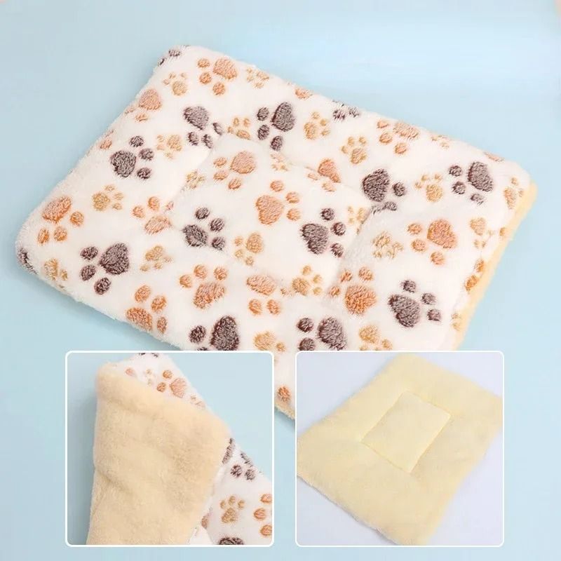 UltraSoft Short Plush Pet Sleeping Mat Thermal Blanket 2
