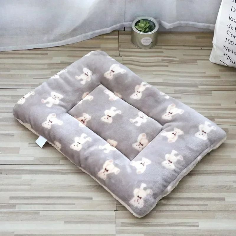 UltraSoft Short Plush Pet Sleeping Mat Thermal Blanket 11
