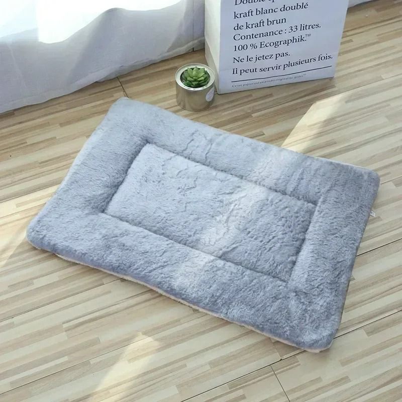 UltraSoft Short Plush Pet Sleeping Mat Thermal Blanket 13