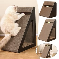 interactive ramped cat scratching station with rotating ball