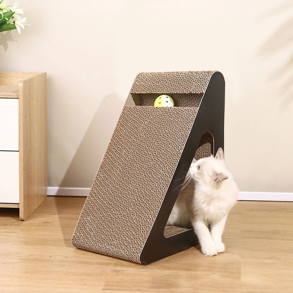 Interactive Ramped Cat Scratching Station With Rotating Ball 3
