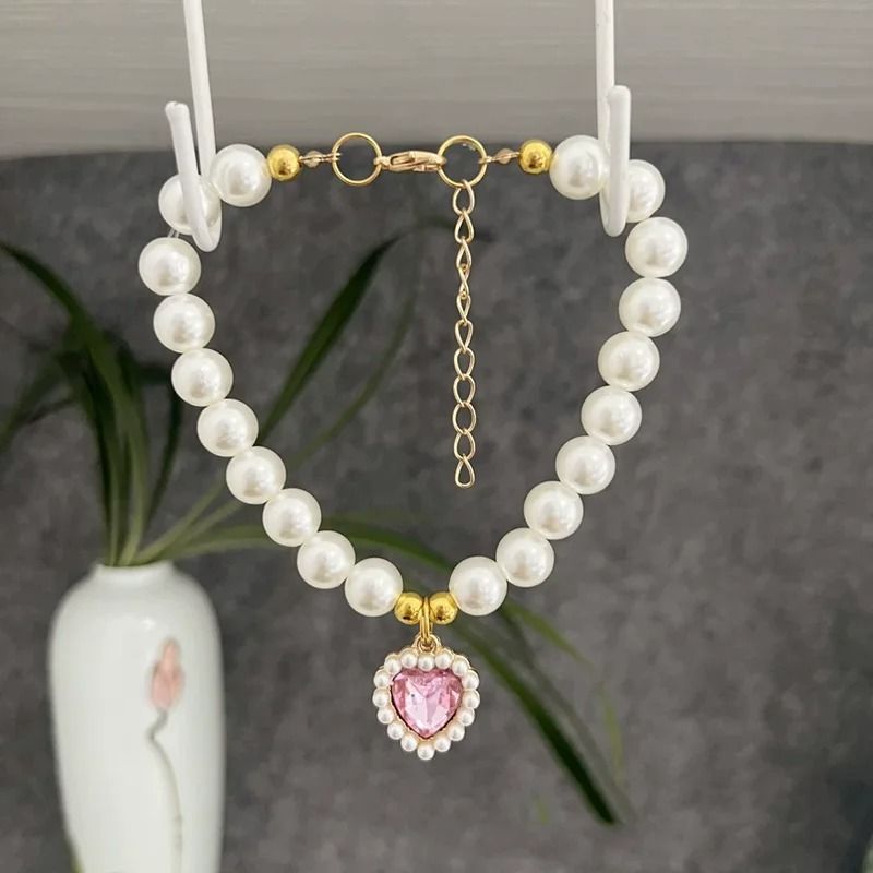 Elegant Heart Pendant Pearl Pet Necklace 4