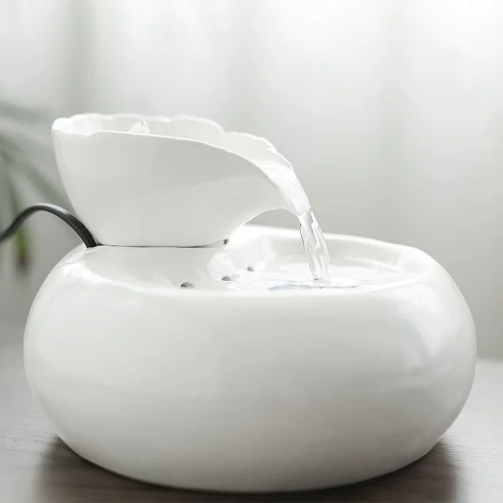 Premium LeafDesign Ceramic Automatic Pet Water Fountain 4