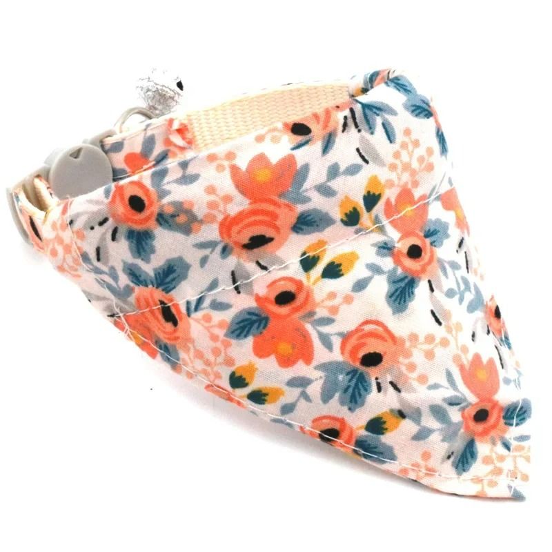 Little Daisy Floral Pet Bandana Collar With Safety Breakaway Buckle 3