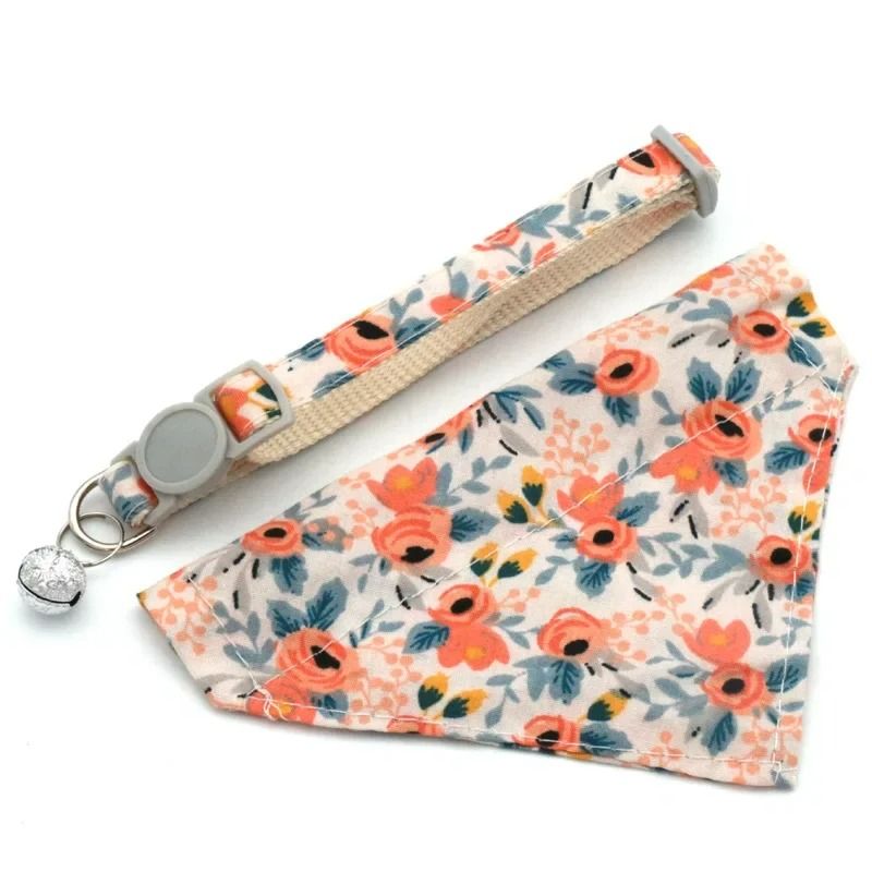 Little Daisy Floral Pet Bandana Collar With Safety Breakaway Buckle 5