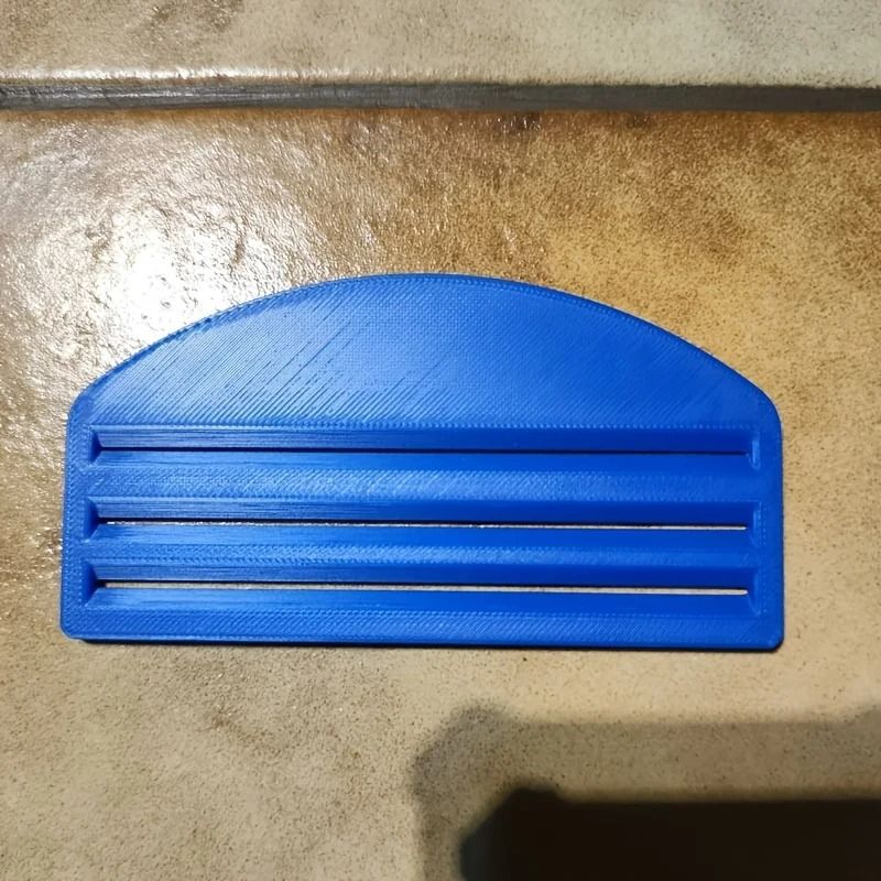 Hygienic Cat Treat Squeeze Spoon Feeding Aid 5