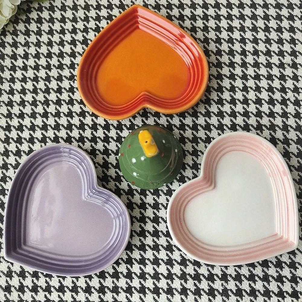 Gradient HeartShaped Ceramic Comfort Bowl 0