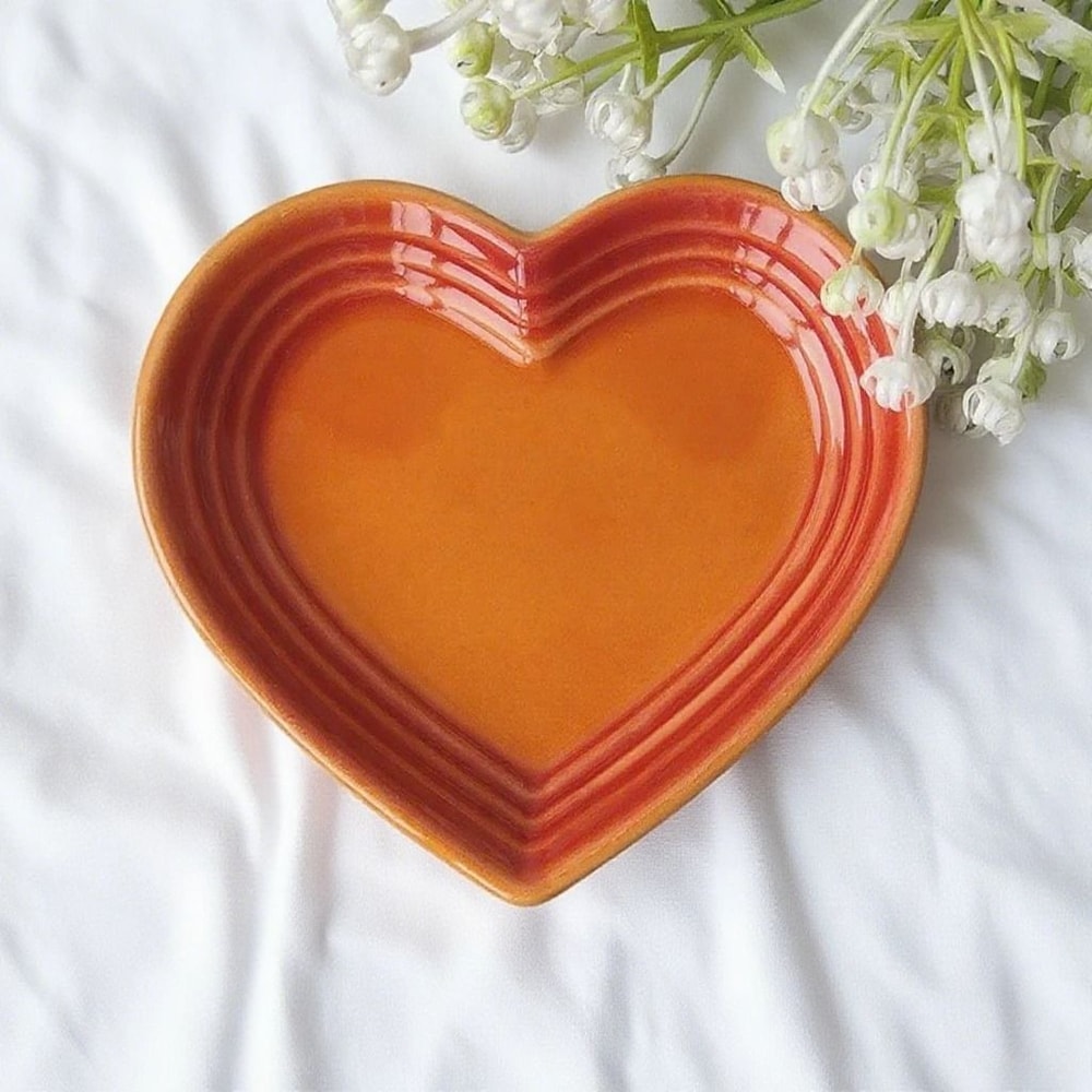 Gradient HeartShaped Ceramic Comfort Bowl 12