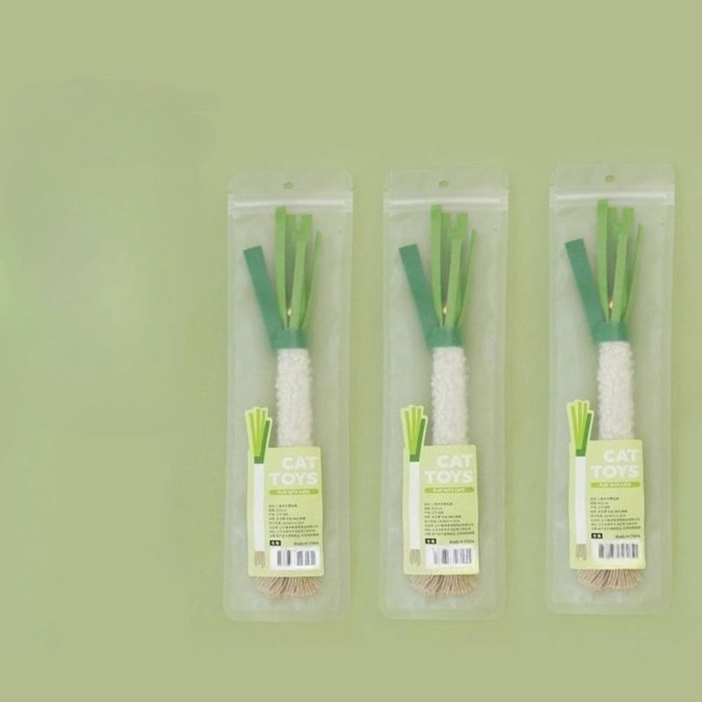 Simulated Scallion Silvervine Cat Chew Toys Pack Of 3 7