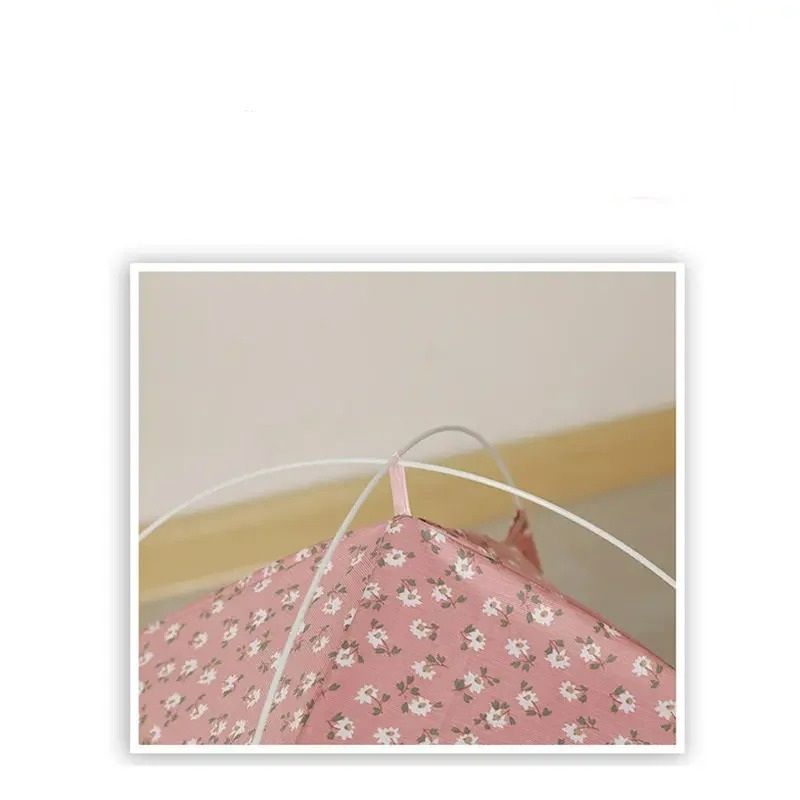 Cozy Floral Enclosed Pet Tent Bed 1
