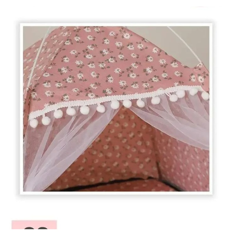 Cozy Floral Enclosed Pet Tent Bed 2