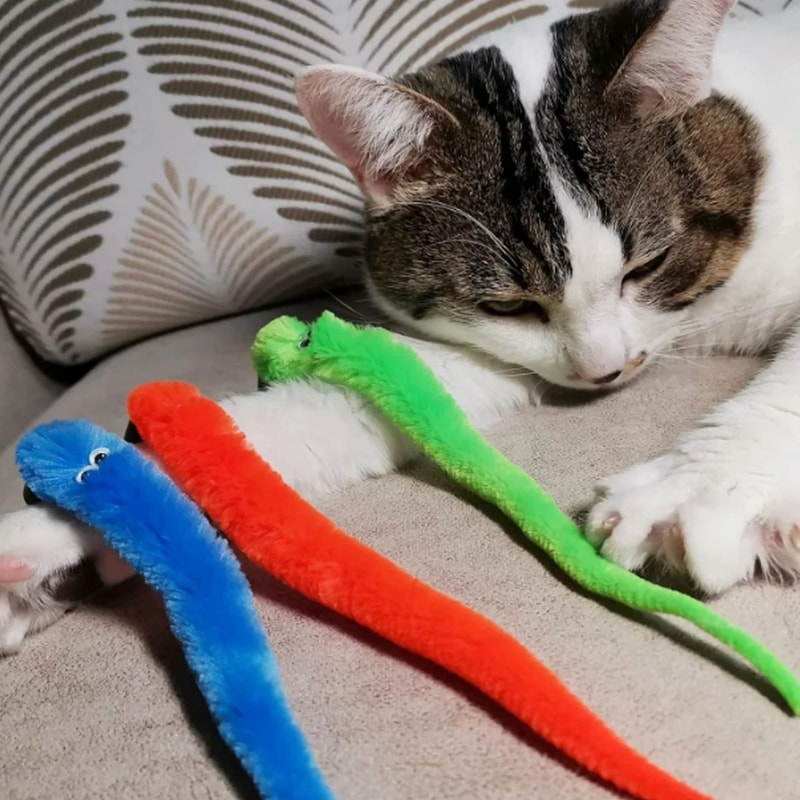 Realistic Cat Larva Toy Replacement Set 2