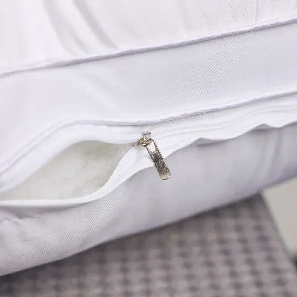 CloudRest Luxury Hotel Pillow  Deep Sleep Neck Support Pillow With 990g Filling For AllSeason Comfo 2