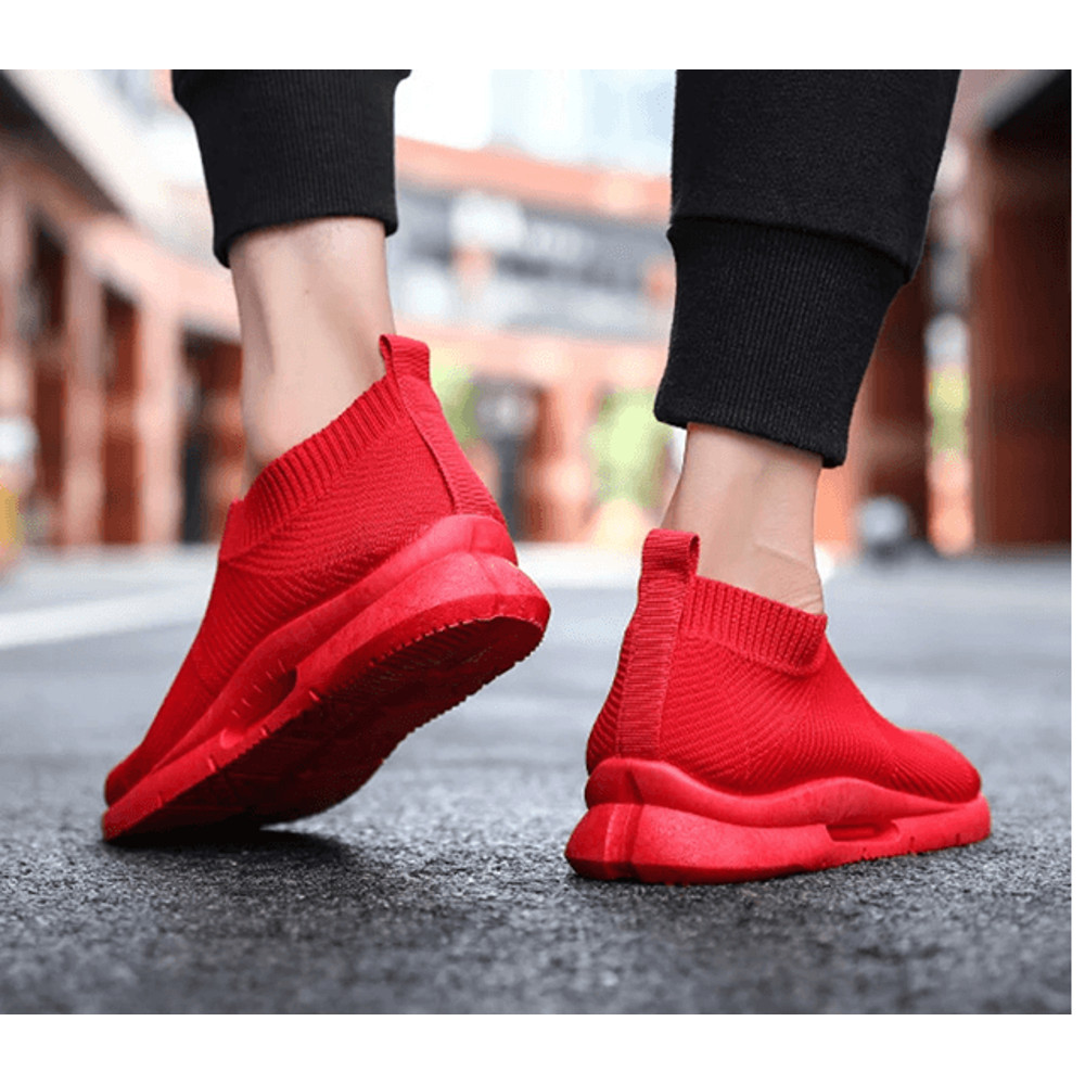 Mens Lightweight SlipOn Running Shoes Breathable Casual Sneakers For Everyday Comfort 0