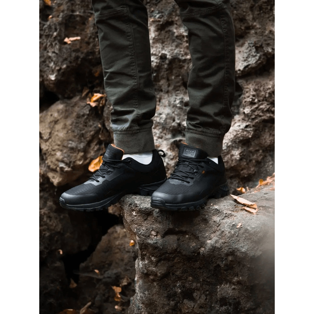 Waterproof Anti Skid Hiking Shoes For Men With Comfortable Outdoor Design 1