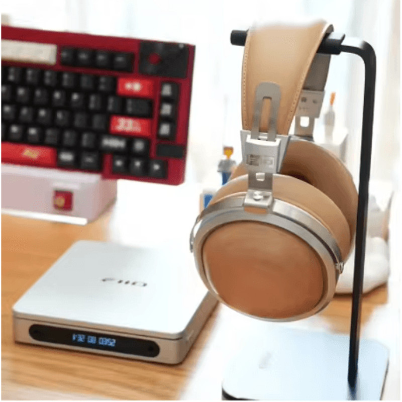 FiiO FT1 Wired HiFi Headphones With Closed Back Design And Dynamic Drivers 1