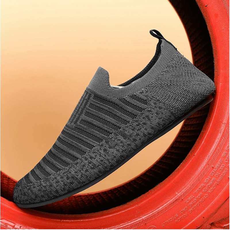 BreezeStep Mens Lightweight Breathable Moccasin Slippers 0