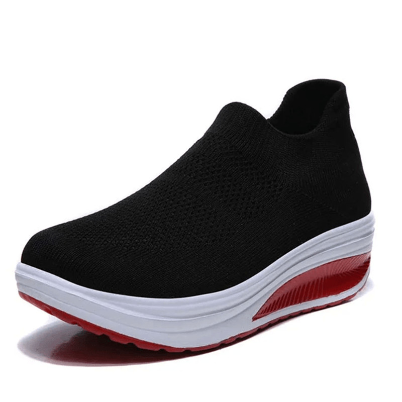 StrideEase Womens Slip On Platform Sneakers 7