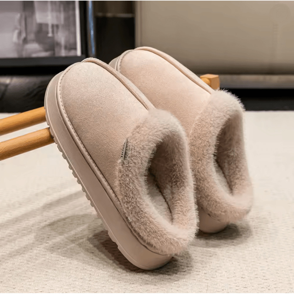 Fluffy Winter Slippers For Men With Thick Sole And Warm Fur Lining 1