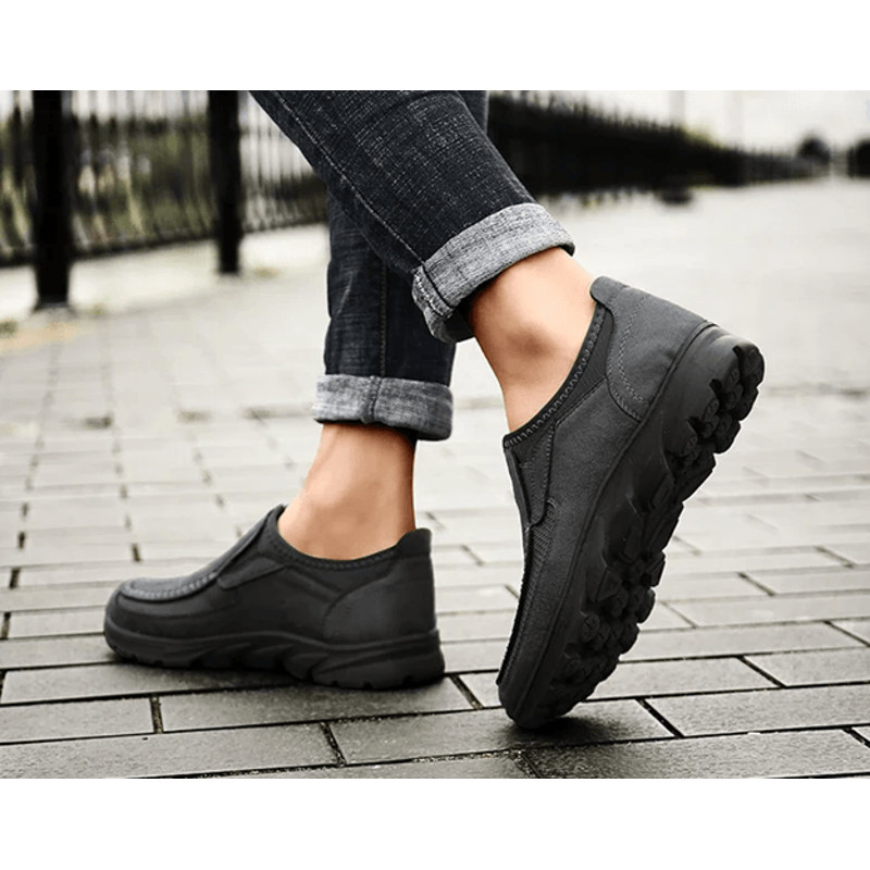 Mens Casual Loafers Breathable Handmade Retro Sneakers 1