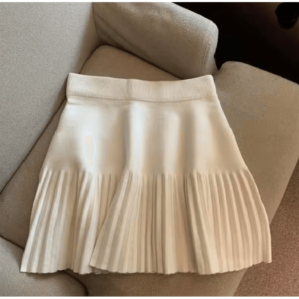 Sweet Knit Pleated Mini Skirt 4