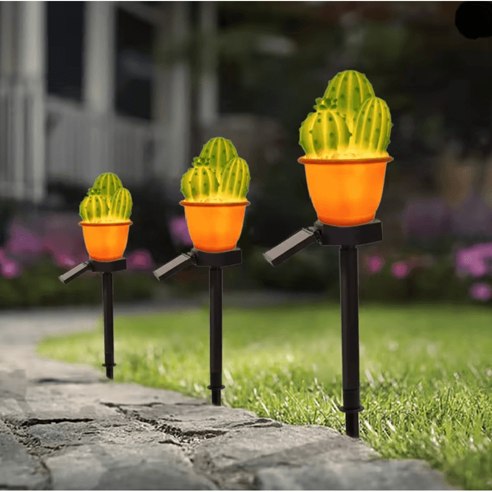 Solar Pineapple Cactus Garden Light 0