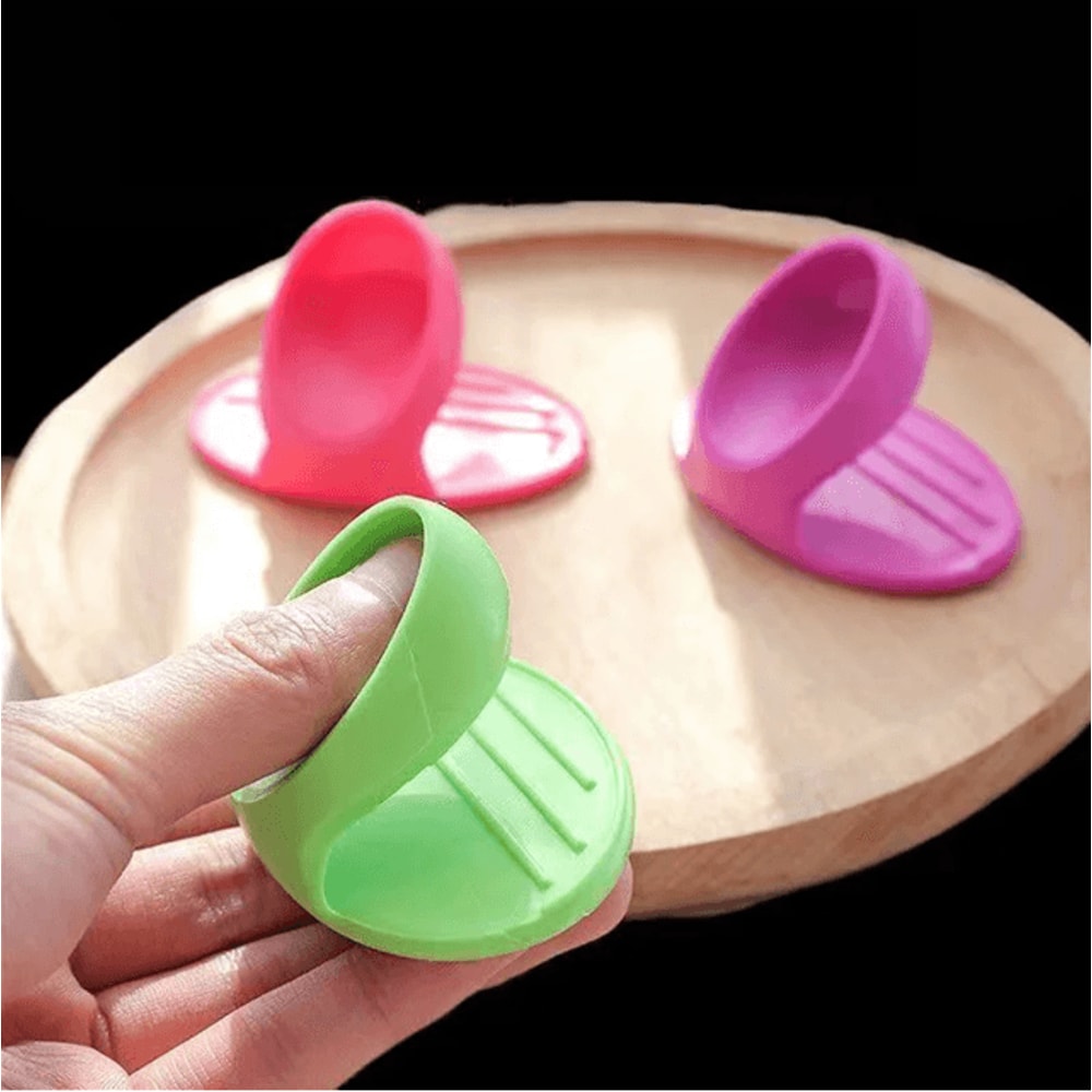 Silicone Heat Resistant Finger Covers For Cooking And Baking 1