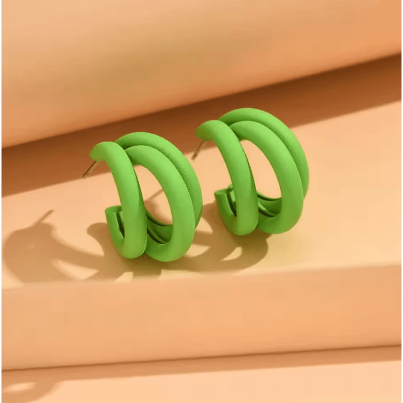 Golden Curve Vintage Hoop Earrings 4