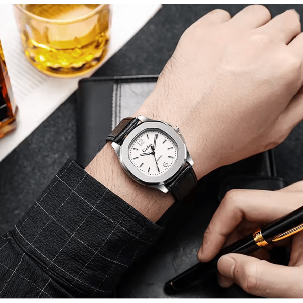 Casual Leather Strap Quartz Watch For Men 5