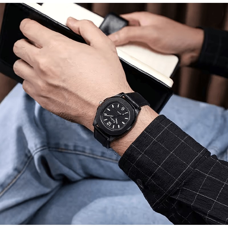Casual Leather Strap Quartz Watch For Men 7