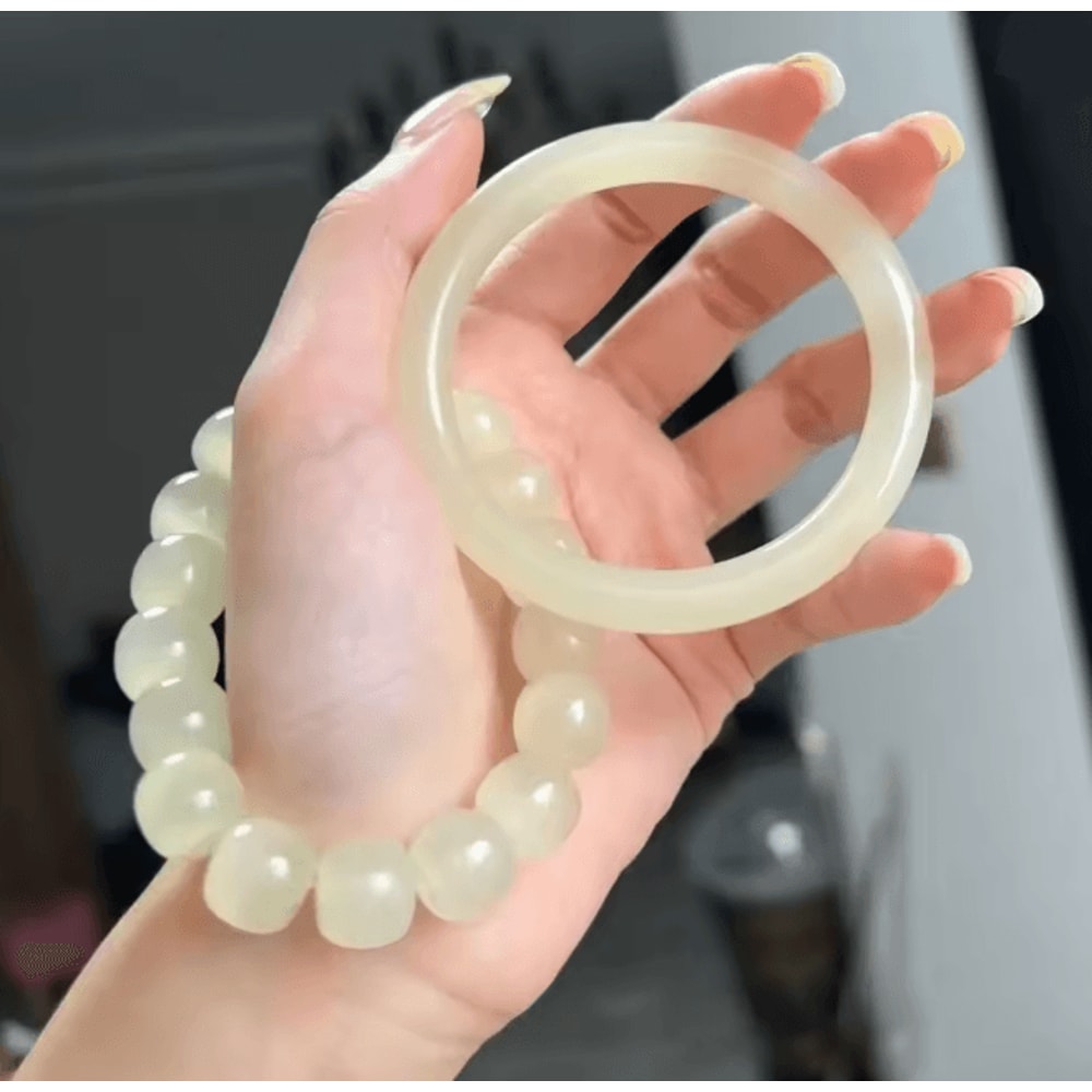 SereniGlow Natural Jade Bracelet 0
