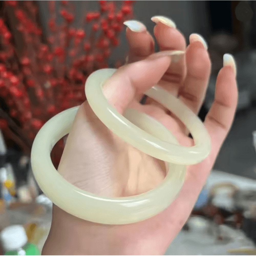 SereniGlow Natural Jade Bracelet 2