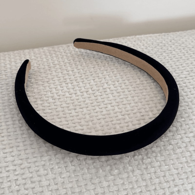 Velvet Comfort Thin Headband For Women 1