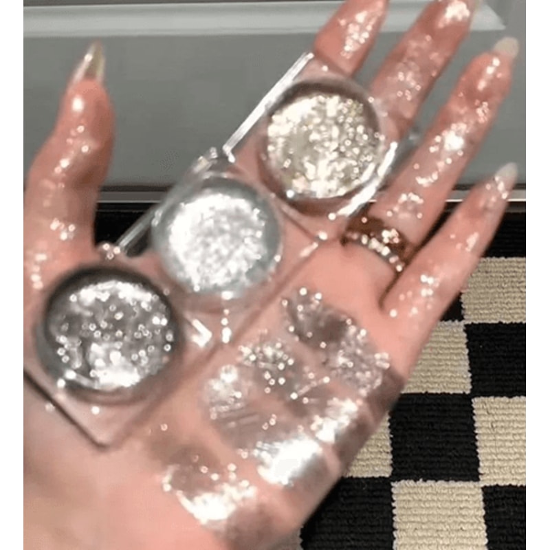 Pearlescent Matte Diamond Eyeshadow Soft Glam Finish 1