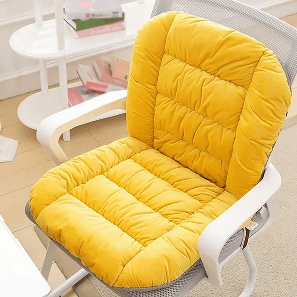 Ergonomic heating cushion for desk