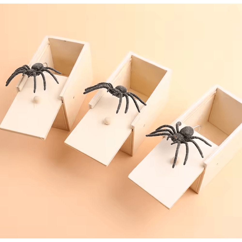 Wooden Spider Prank Box Surprise Toy For Halloween And Party Fun 0