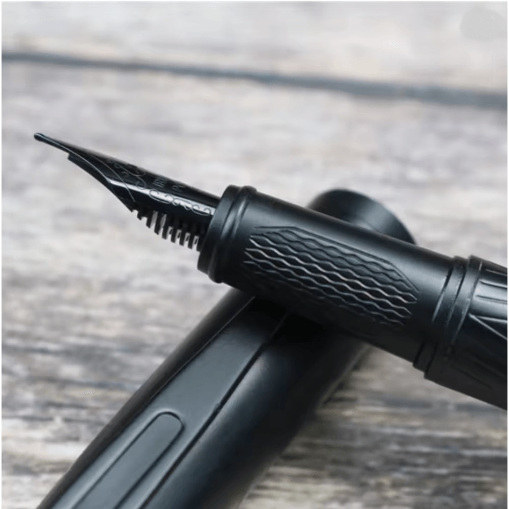 Titanium Nib Metal Fountain Pen Smooth Refillable Writing Pen 1