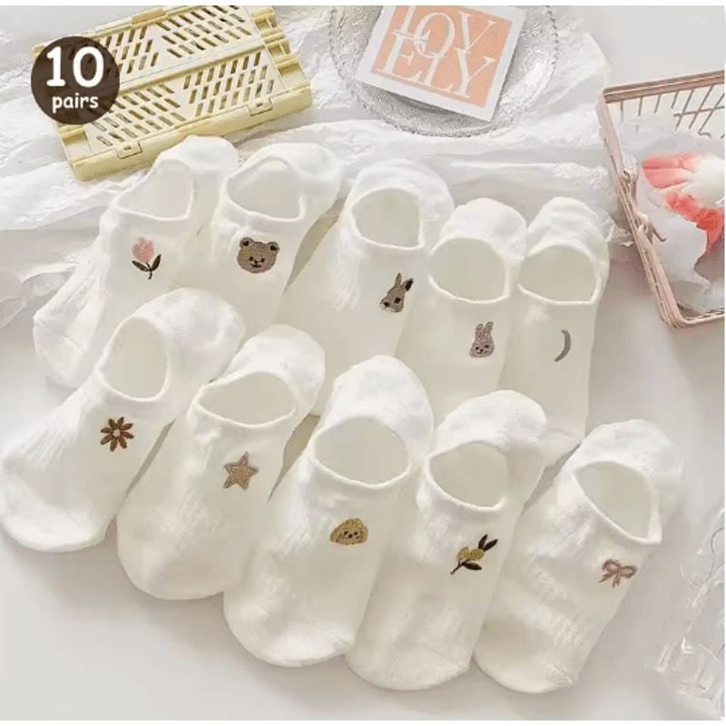 Cartoon Teddy Bear Ankle Socks For Women Soft Breathable Casual Wear 12